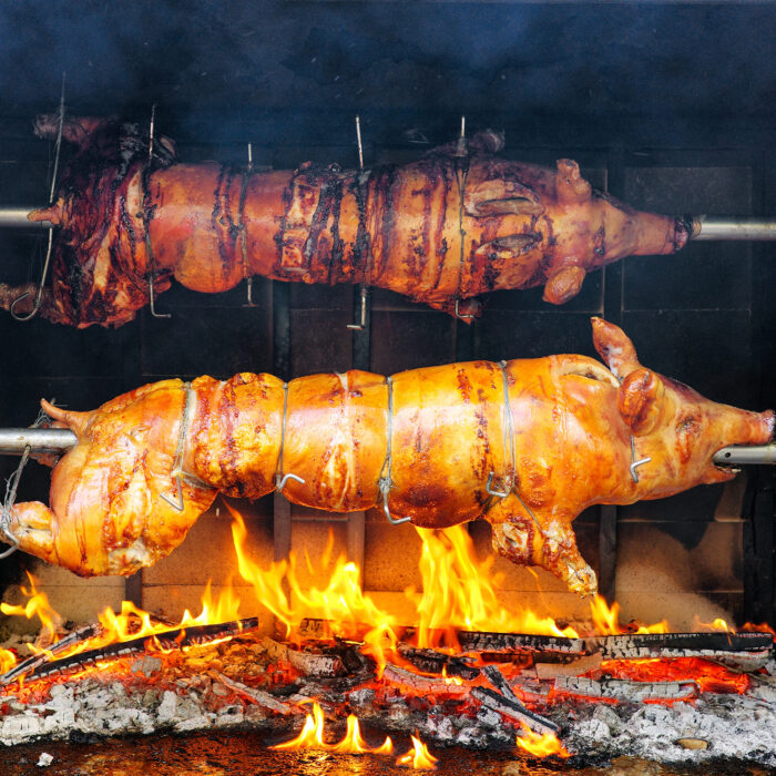 Ganzes Ferkel am Stück (für 15-20 Personen)